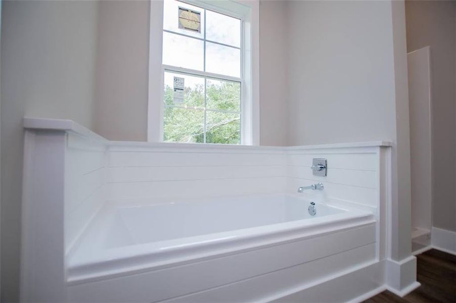 Close-up of interior finishes inside a home in , Bowdon (Image 19). Close-up of interior finishes inside a home in , Bowdon (Image 19).