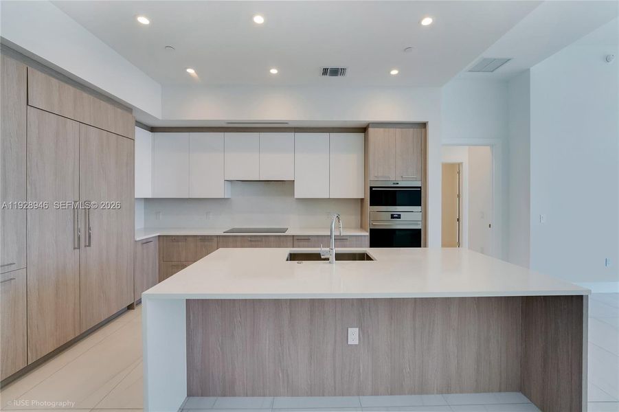 Furnished interior view inside a new home in , Fort Lauderdale (Image 4).