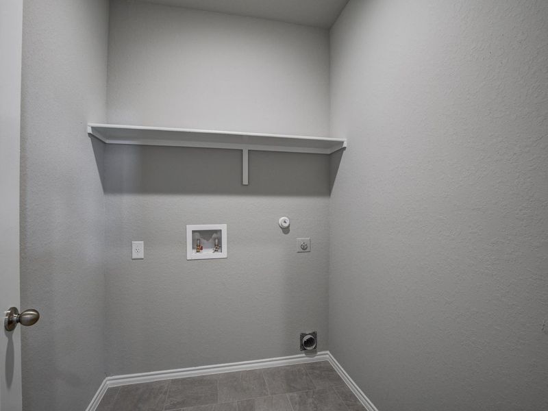 Representative unfurnished interior of a home built from the The Blanco A by Davidson Homes LLC in Applewhite Meadows, San Antonio (Image 30).