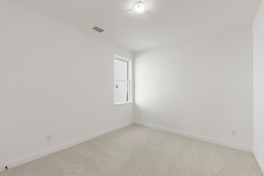 Spacious, unfurnished interior of a new home in Nelson Lake Estates, Rockwall (Image 25). Spacious, unfurnished interior of a new home in Nelson Lake Estates, Rockwall (Image 25).