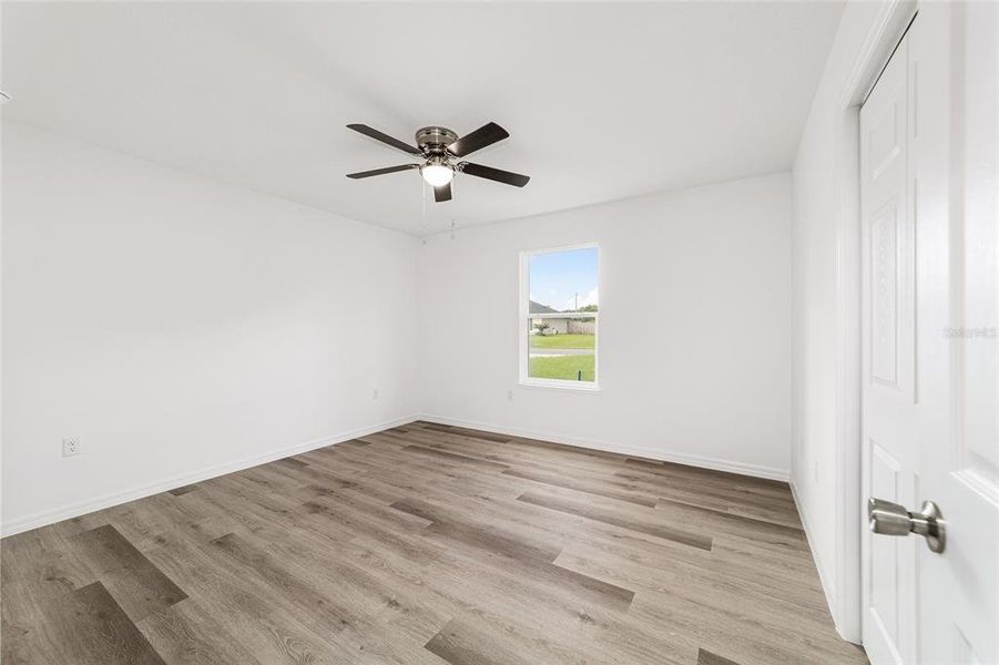 Spacious, unfurnished interior of a new home in , Silver Springs (Image 14).
