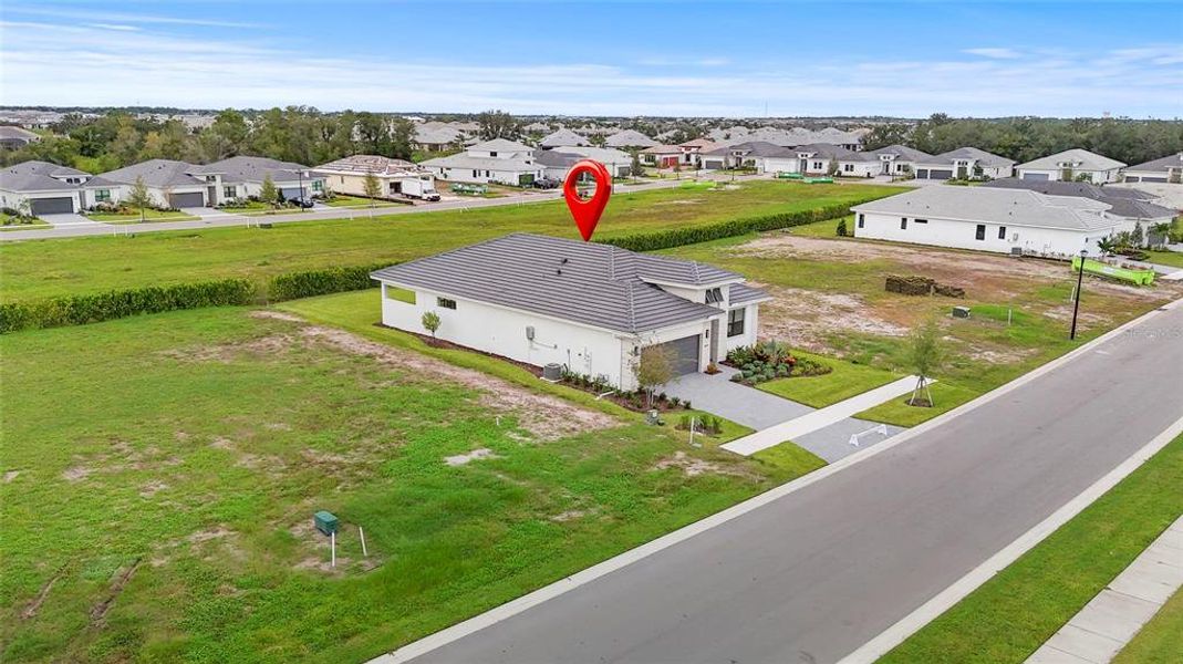 Image 65 of a home in Cresswind Lakewood Ranch. Image 65 of a home in Cresswind Lakewood Ranch.