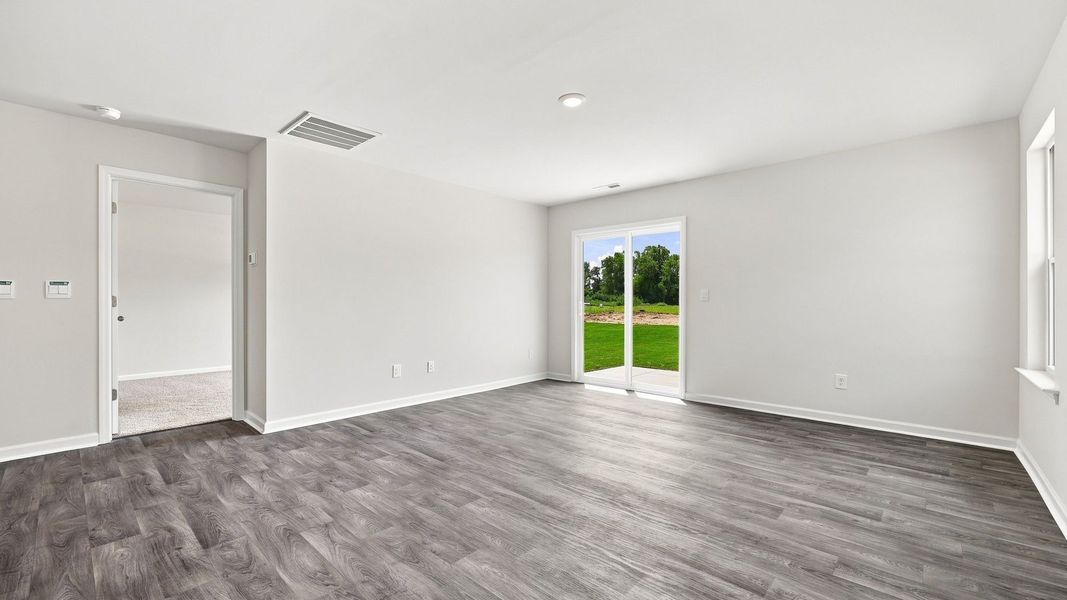 Spacious, unfurnished interior of a new home in Carter Ridge, Greenville (Image 15).