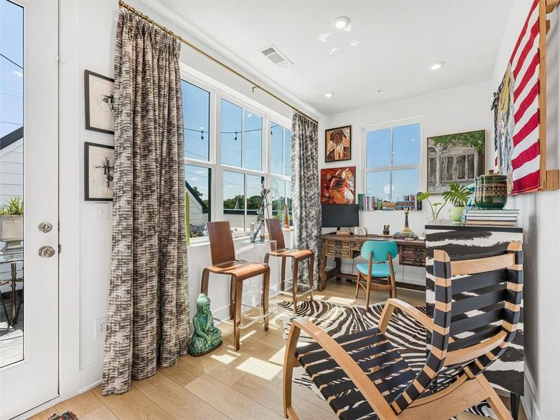 Furnished interior view inside a new home in , Atlanta (Image 24).