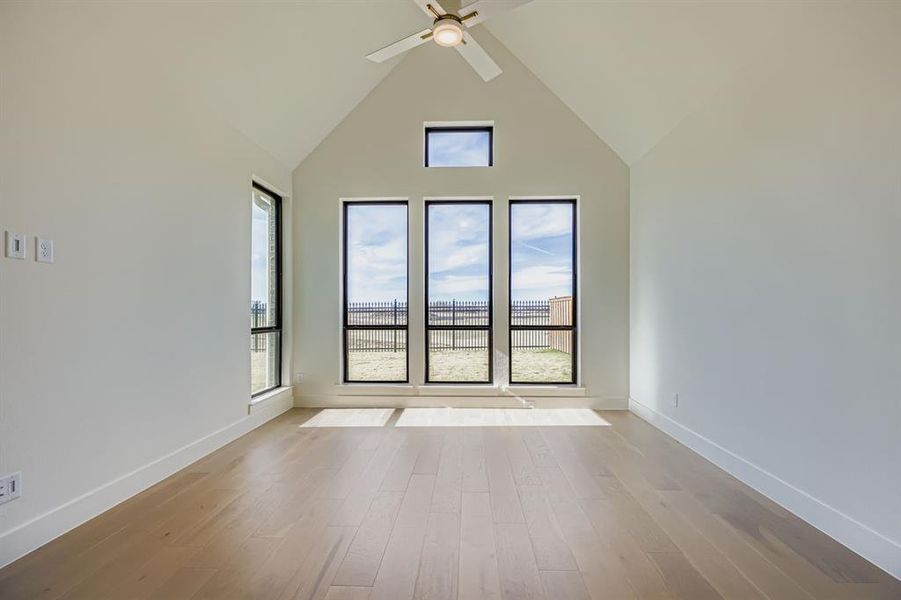 Spacious, unfurnished interior of a new home in , The Colony (Image 18).