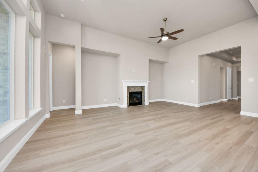 Spacious, unfurnished interior of a new home in Bridgeland: Heritage Collection, Cypress (Image 23). Spacious, unfurnished interior of a new home in Bridgeland: Heritage Collection, Cypress (Image 23).