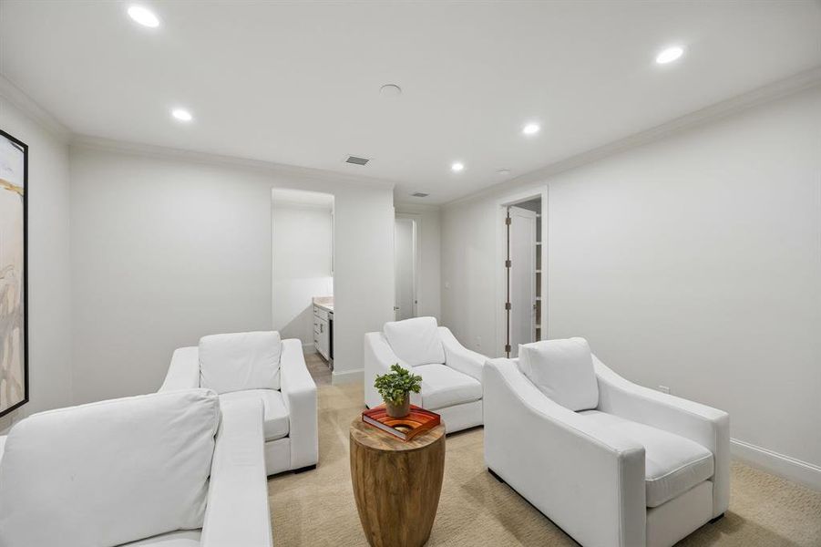 Furnished interior view inside a new home in , Dallas (Image 32). Furnished interior view inside a new home in , Dallas (Image 32).