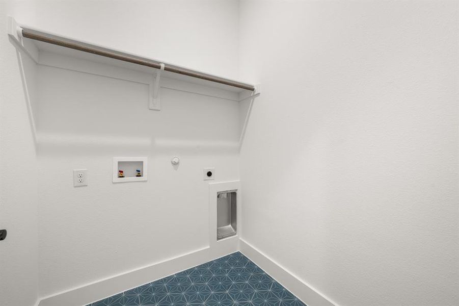 2102 Pelican- Utility-1