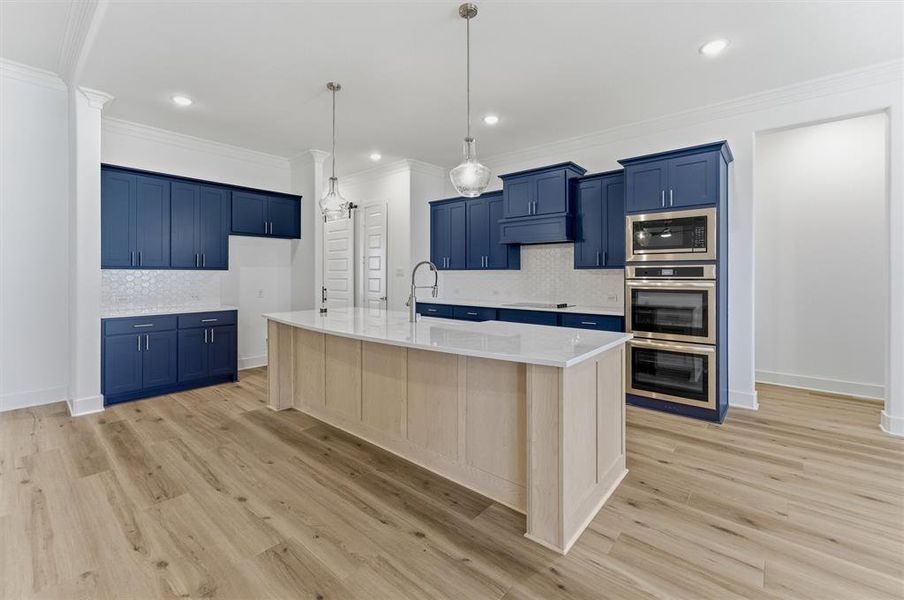 Furnished interior view inside a new home in Grayson Ridge, Van Alstyne (Image 12).