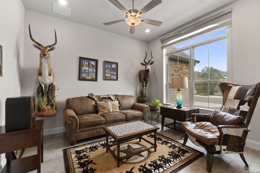 Furnished interior view inside a new home in Elkhorn Ridge, Boerne (Image 17).