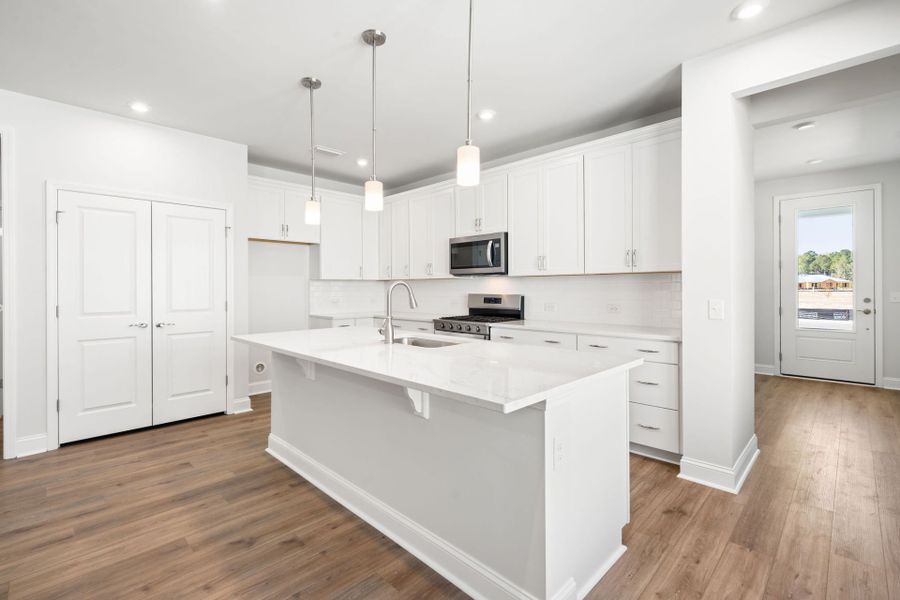 Furnished interior view inside a new home in Sun City Hilton Head, Bluffton (Image 10).