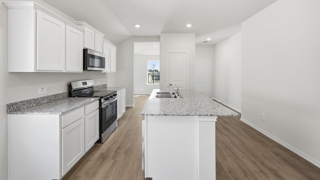 Representative furnished interior of a home built from the Abbot by D.R. Horton in Sweetwater Springs, Sherman (Image 9).