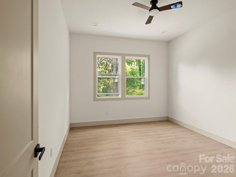 Spacious, unfurnished interior of a new home in , Leicester (Image 26).