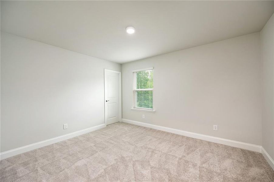 Spacious, unfurnished interior of a new home in Sierra Creek, Hoschton (Image 17). Spacious, unfurnished interior of a new home in Sierra Creek, Hoschton (Image 17).