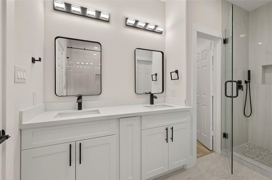 Dual vanities Dual vanities