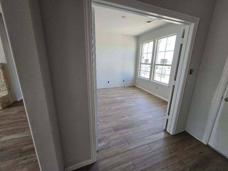 Spacious, unfurnished interior of a new home in Hillview Addition, Decatur (Image 5).