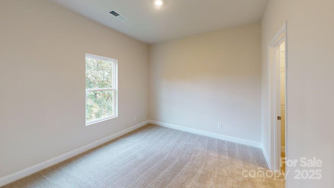 Spacious, unfurnished interior of a new home in , Cramerton (Image 27). Spacious, unfurnished interior of a new home in , Cramerton (Image 27).
