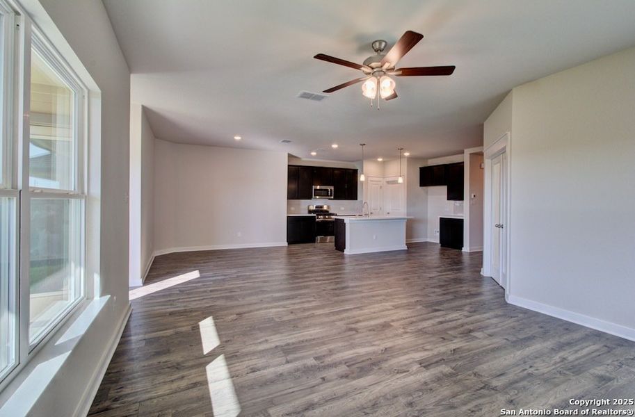 Spacious, unfurnished interior of a new home in Westridge - Landmark, San Antonio (Image 19).