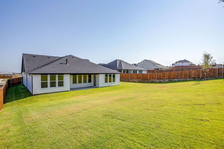 Image 39 of a home in Sweetgrass.