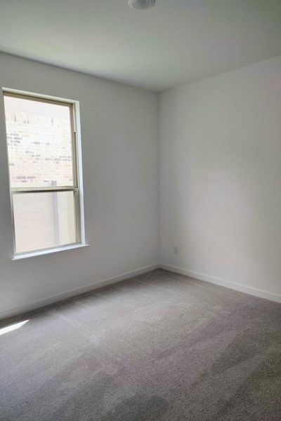 Spacious, unfurnished interior of a new home in Wolf Ranch, Georgetown (Image 15).