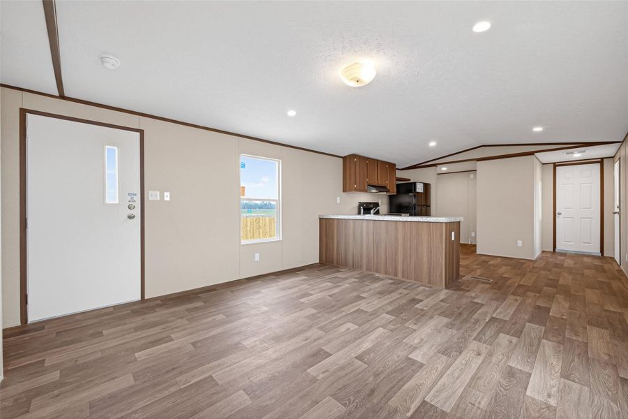 Spacious, unfurnished interior of a new home in , Cleveland (Image 13).