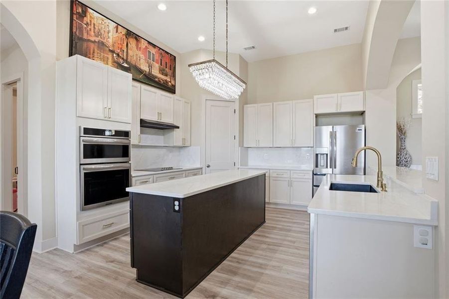 Furnished interior view inside a new home in , Clarkesville (Image 20).
