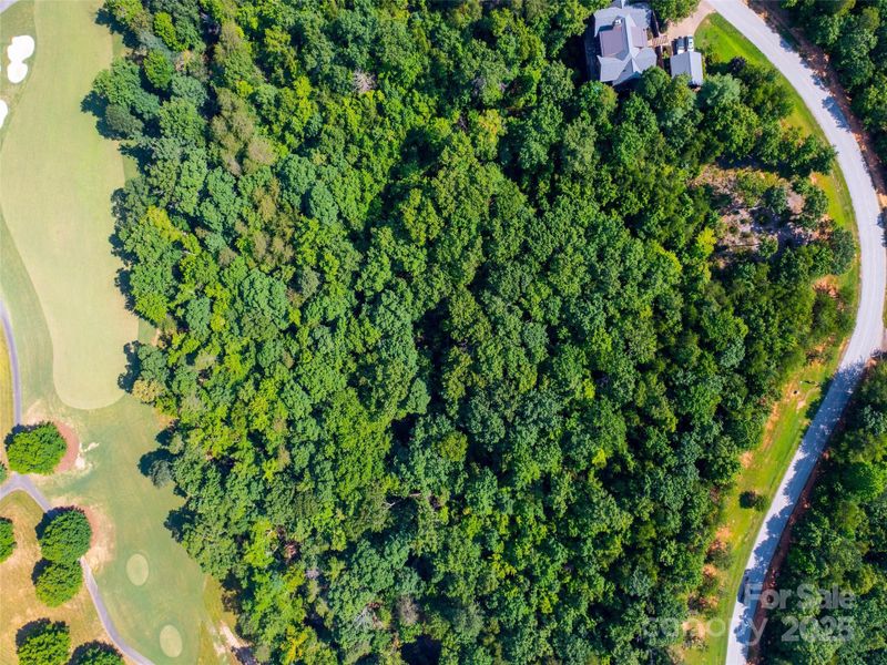 Image 8 of a home in . Image 8 of a home in .