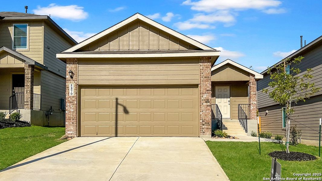 Image 31 of a home in Applewood. Image 31 of a home in Applewood.