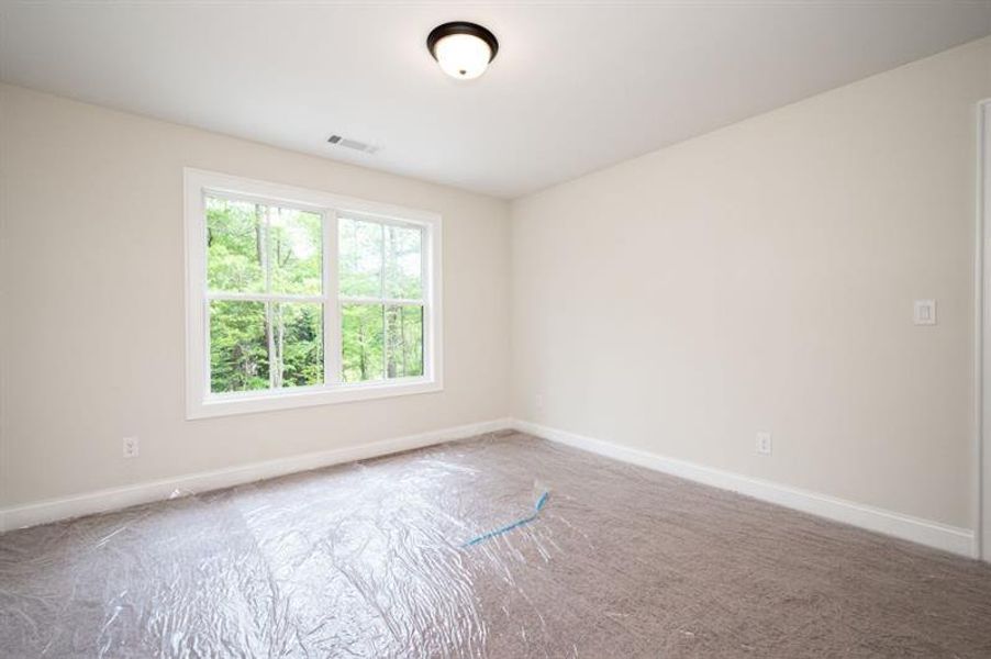 Spacious, unfurnished interior of a new home in , Dallas (Image 16).