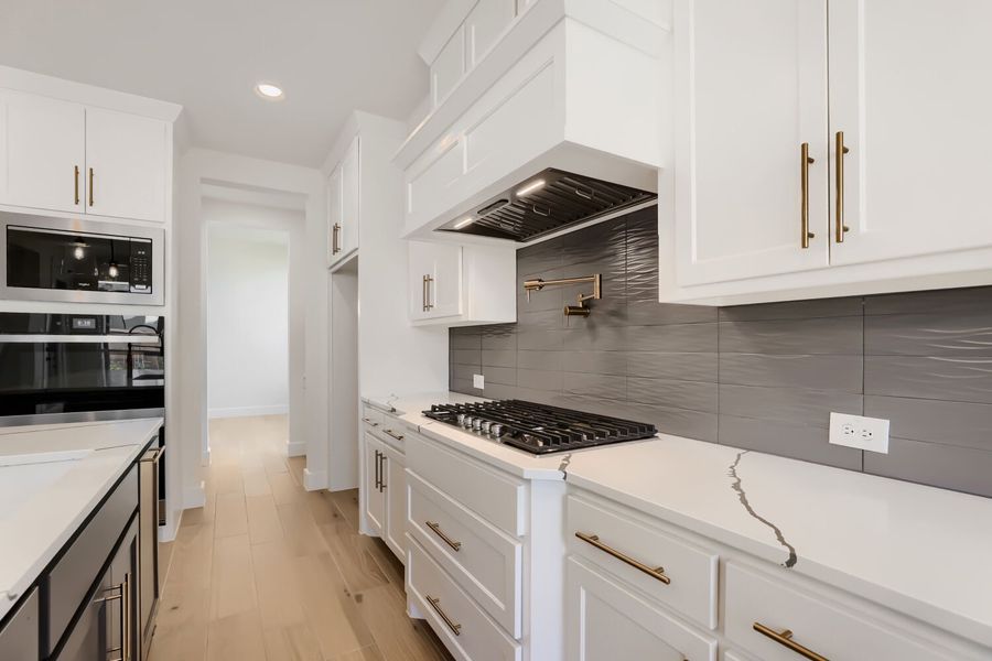 3312 Santolina - Kitchen