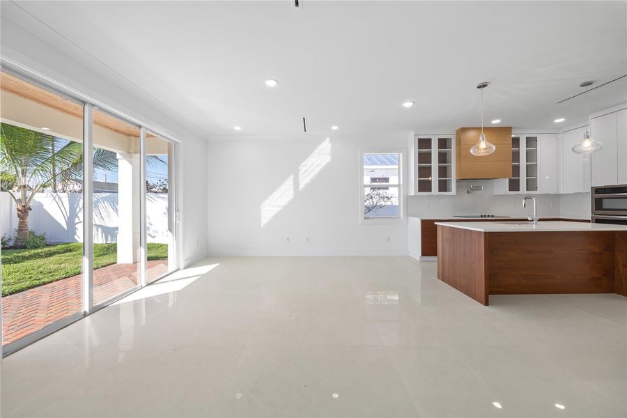 AI Enhanced/Virtually Staged AI Enhanced/Virtually Staged