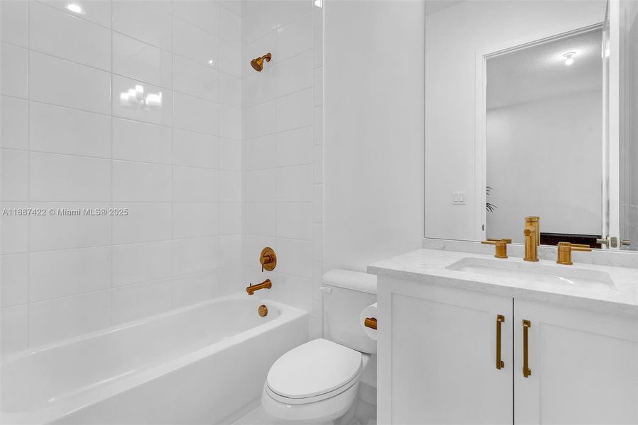 bathroom in bedroom 2 bathroom in bedroom 2