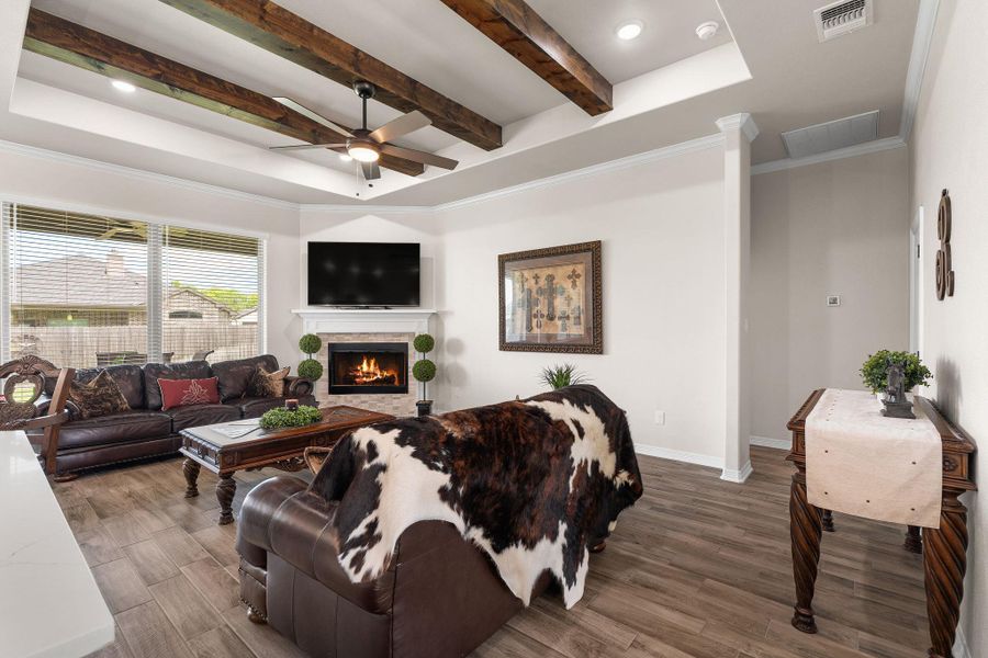 Furnished interior view inside a new home in , Temple (Image 9).