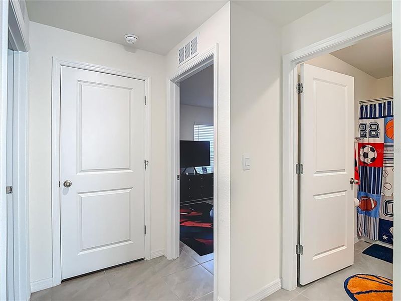 Furnished interior view inside a new home in , Zephyrhills (Image 15).