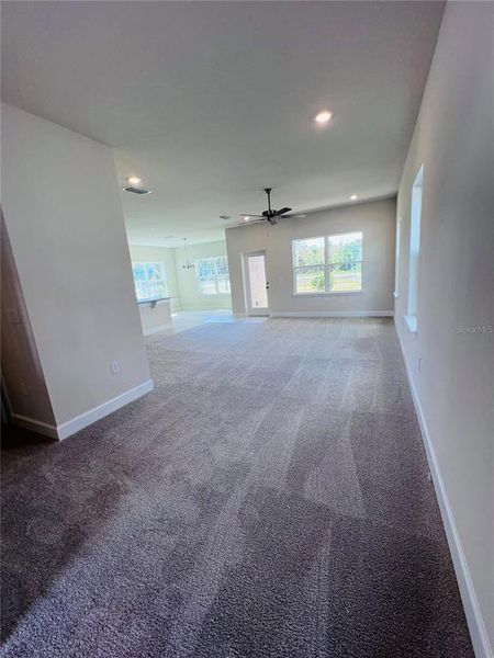 Spacious, unfurnished interior of a new home in Harmony Central, St. Cloud (Image 8).