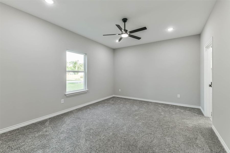 Spacious, unfurnished interior of a new home in , Splendora (Image 16). Spacious, unfurnished interior of a new home in , Splendora (Image 16).