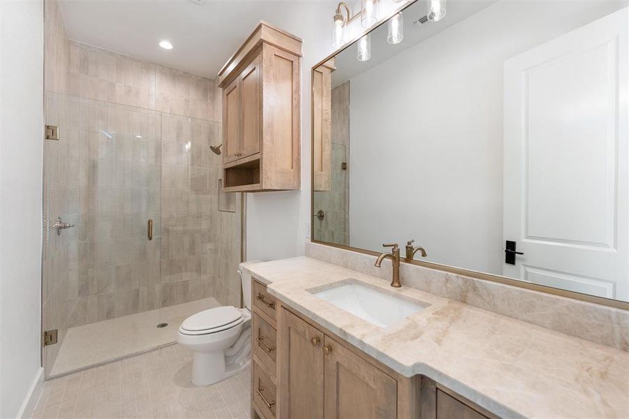 Furnished interior view inside a new home in , Weatherford (Image 5).