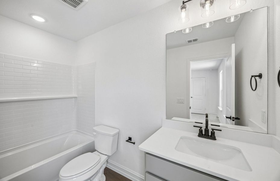 Furnished interior view inside a new home in Wilson Creek Meadows, Celina (Image 5).