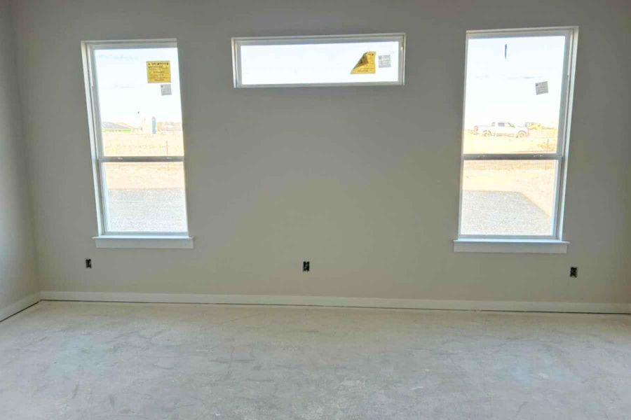 Empty room featuring plenty of natural light Empty room featuring plenty of natural light