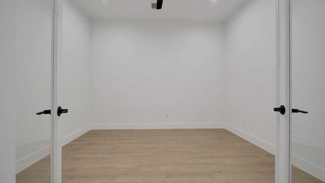 Spacious, unfurnished interior of a new home in Butlers Bend Estates, Pinehurst (Image 29).