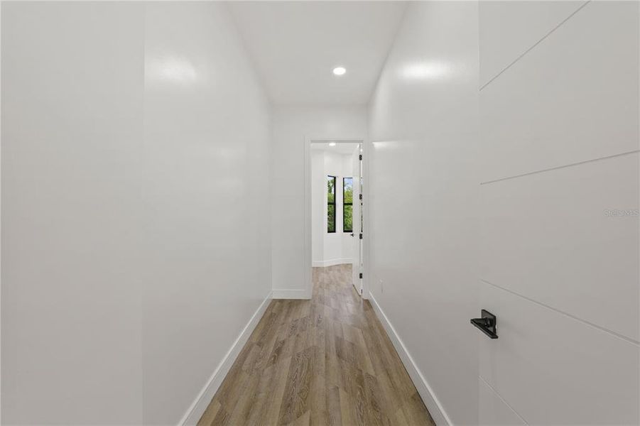 Spacious, unfurnished interior of a new home in , Oldsmar (Image 31). Spacious, unfurnished interior of a new home in , Oldsmar (Image 31).