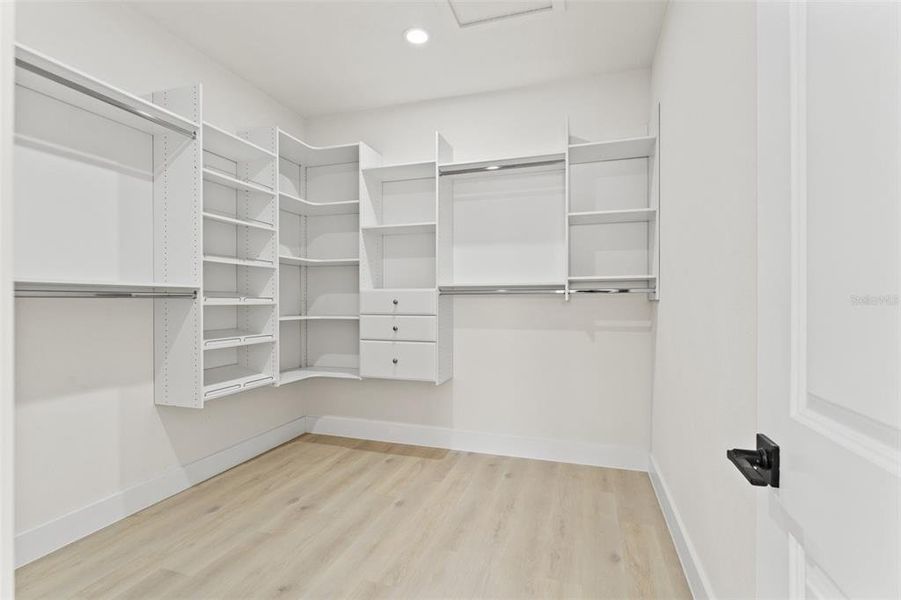 Spacious, unfurnished interior of a new home in , Brooksville (Image 44).