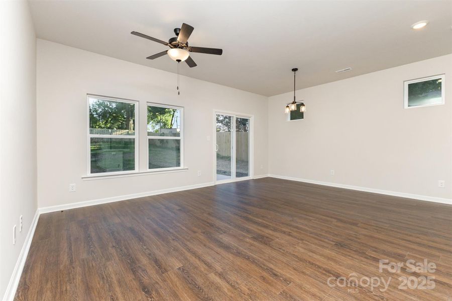 Spacious, unfurnished interior of a new home in , Charlotte (Image 11).