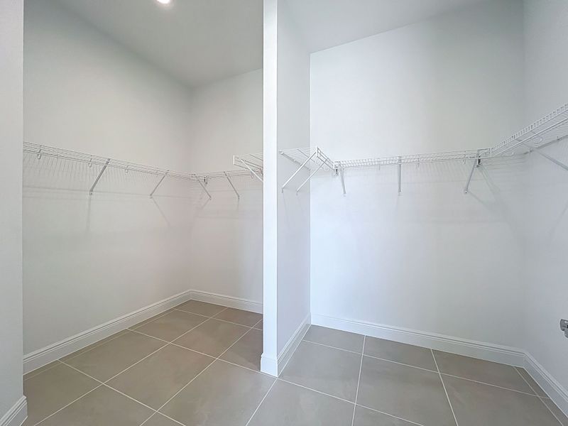 Interior:243 Monet Trail 49