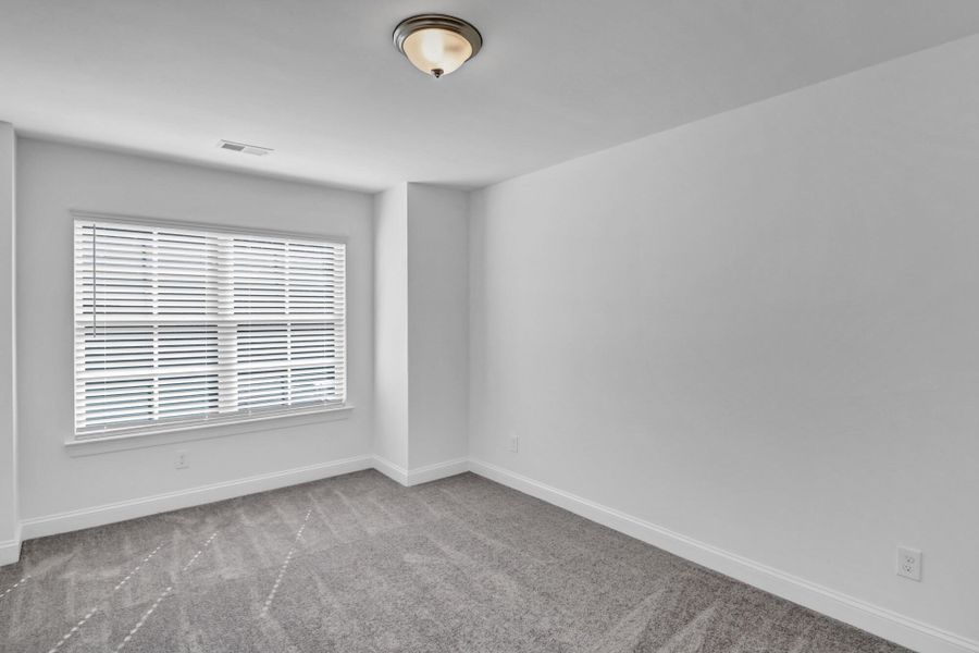 Spacious, unfurnished interior of a new home in Kensington Place Townhomes, Lexington (Image 35).