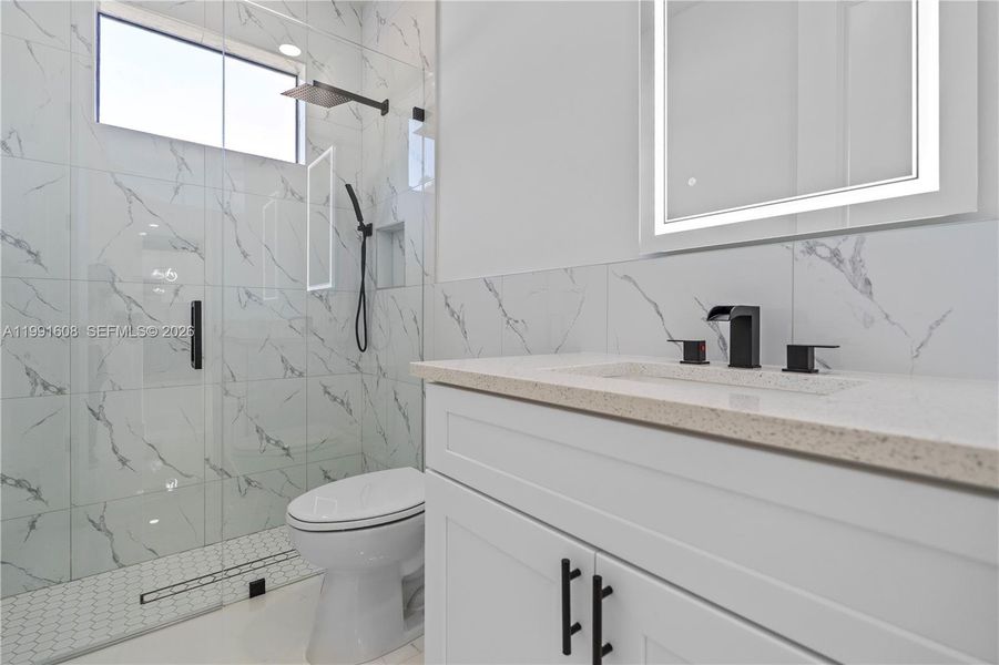 Furnished interior view inside a new home in , Lehigh Acres (Image 16). Furnished interior view inside a new home in , Lehigh Acres (Image 16).