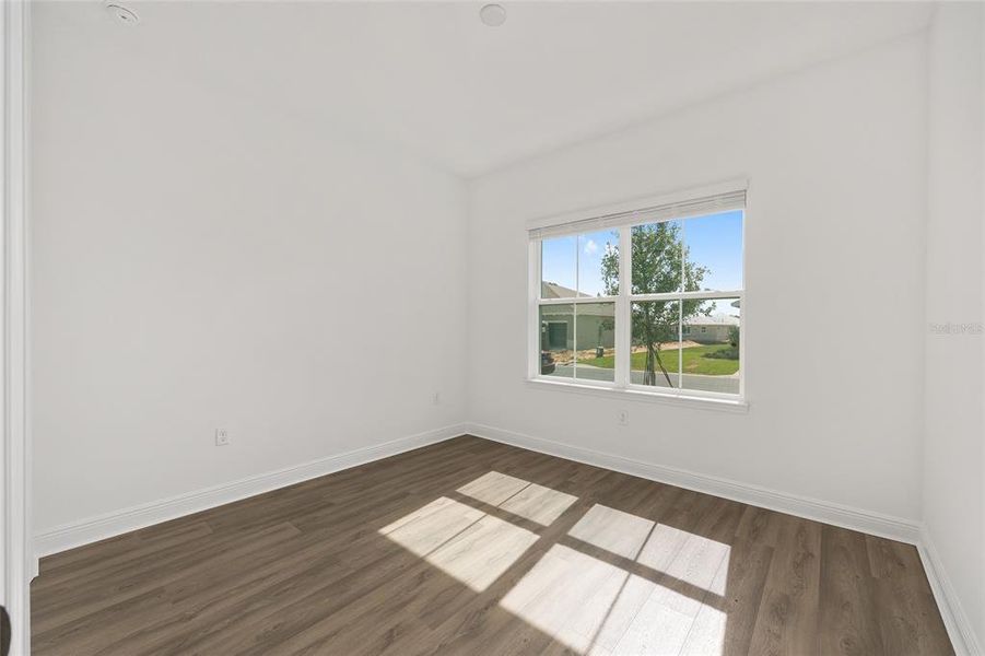 Spacious, unfurnished interior of a new home in , Ocala (Image 26).