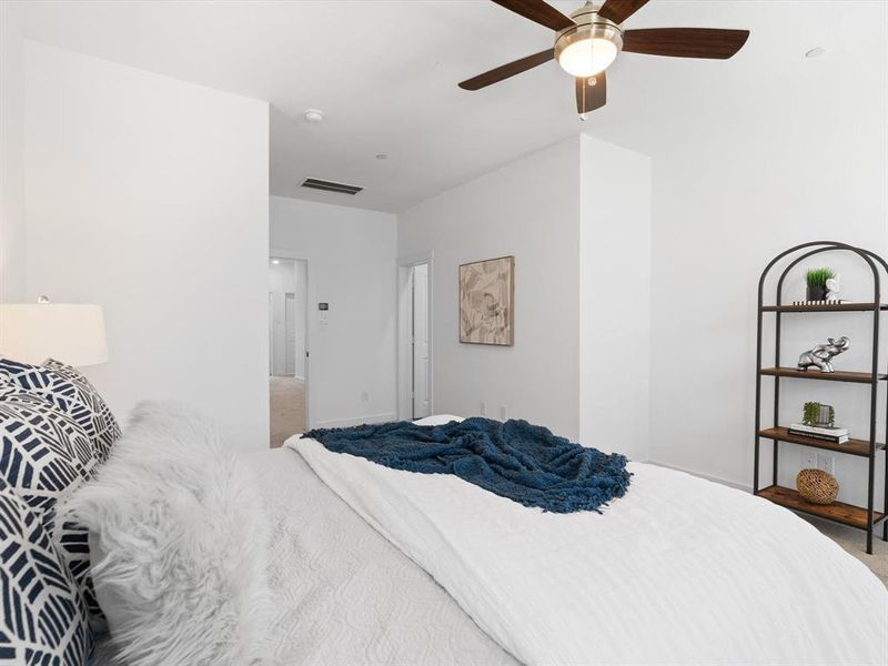 Furnished interior view inside a new home in , Prosper (Image 27).