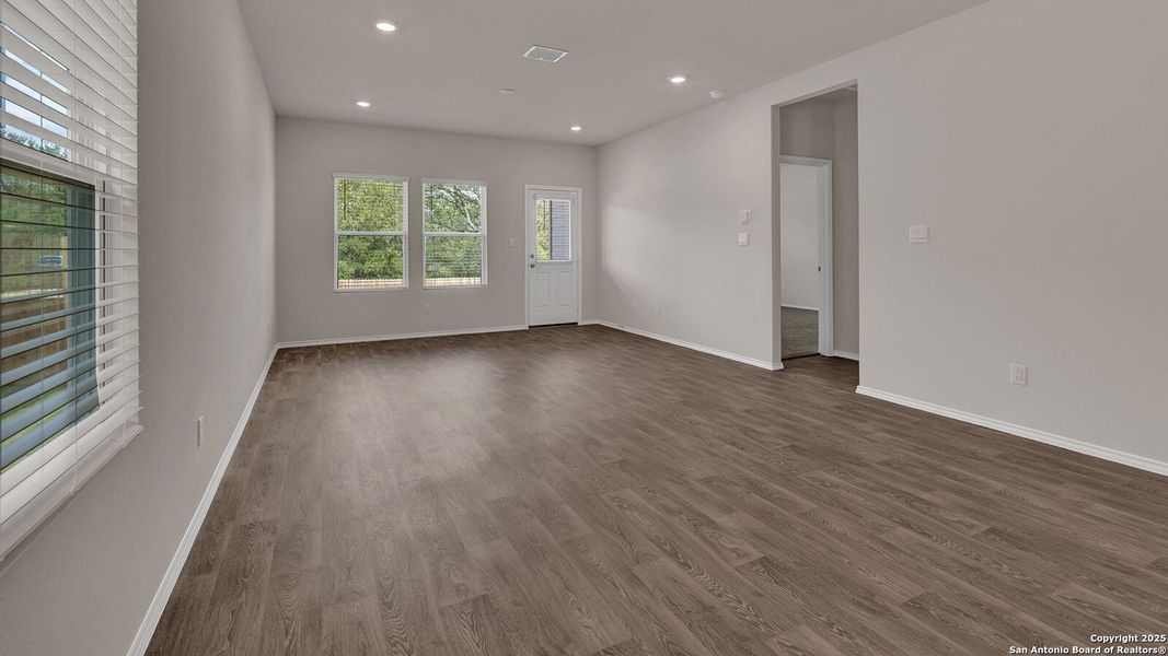Spacious, unfurnished interior of a new home in Bollinger, Maxwell (Image 19). Spacious, unfurnished interior of a new home in Bollinger, Maxwell (Image 19).