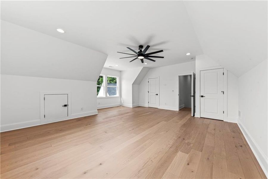 Spacious, unfurnished interior of a new home in , Greensboro (Image 22).